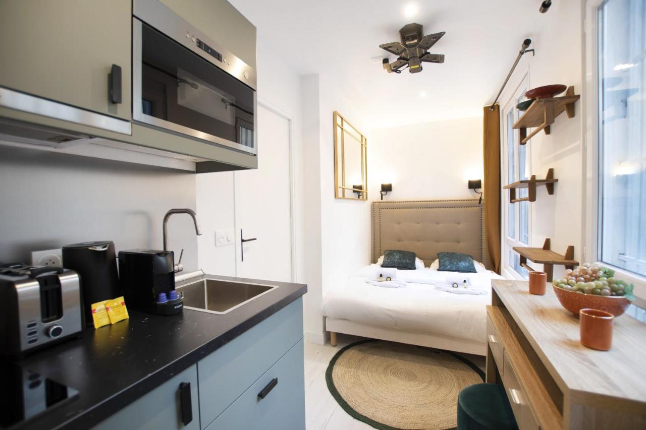 Guestready - Studio With Jacuzzi In The 10 Th Appartement Parijs Buitenkant foto