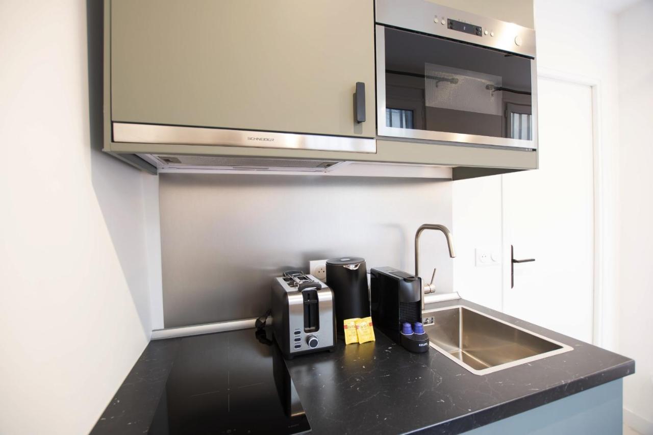 Guestready - Studio With Jacuzzi In The 10 Th Appartement Parijs Buitenkant foto